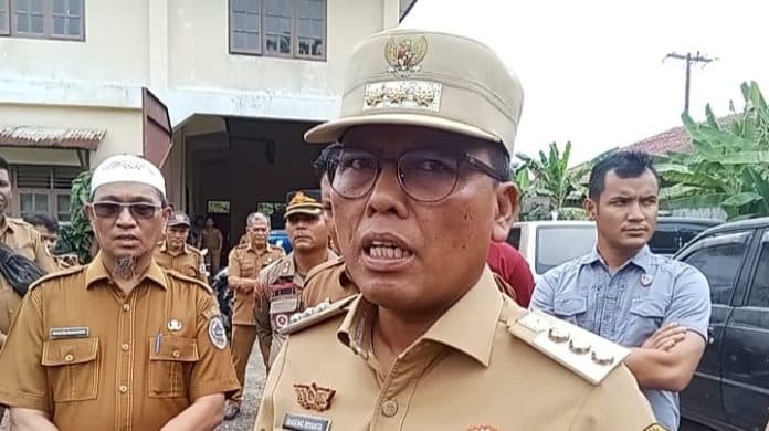 mantan_kades_aek_raso_tersangka_korupsi_rp14_miliar_pj_sugeng_saya_yang_melaporkan