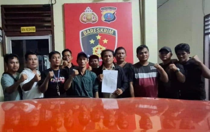 mantan_kakan_kesbangpol_sibolga_dilaporkan_kasus_dugaan_pencemaran_nama_baik