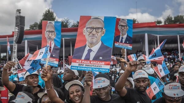 mantan_pemimpin_pemberontak_paul_kagame_dilantik_jadi_presiden_rwanda