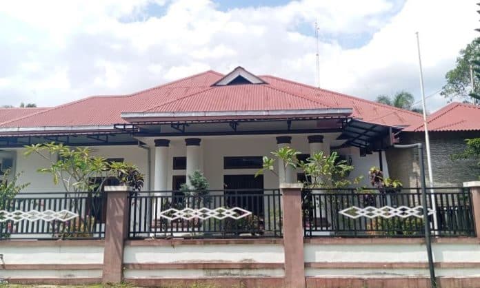 mantan_wakil_ketua_dprd_pematangsiantar_sudah_tinggalkan_rumdis_ketua_masih_bertahan