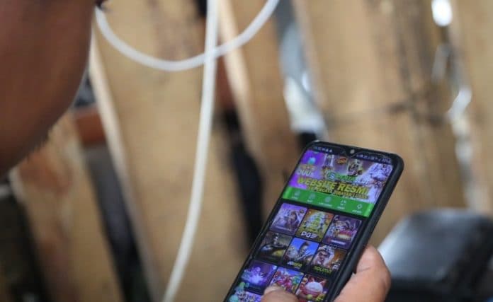 marak_iklan_baca_algoritma_menangkan_judi_slot_ahli_it_itu_mitos