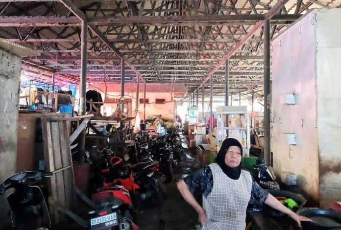 marak_nya_pencurian_di_pasar_horas_pedagang_habis_semua_barang_kami