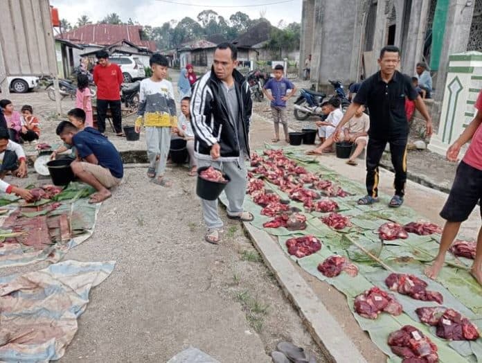 marhandel_tradisi_jelang_lebaran_di_tapsel_lestarinya_hubungan_silaturahmi