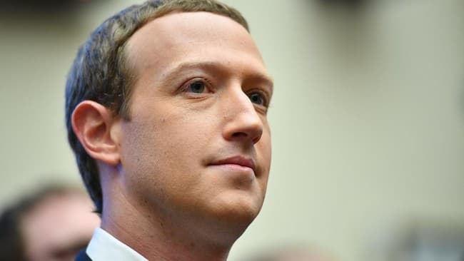 mark_zuckerberg_buat_gelang_untuk_membaca_sinyal_otak