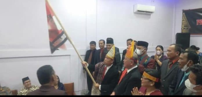 marolop_simangunsong_dilantik_jadi_ketua_parsadaan_batak_toba_tanjungbalai
