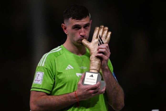 martinez_salah_satu_nominasi_kiper_terbaik_fifa