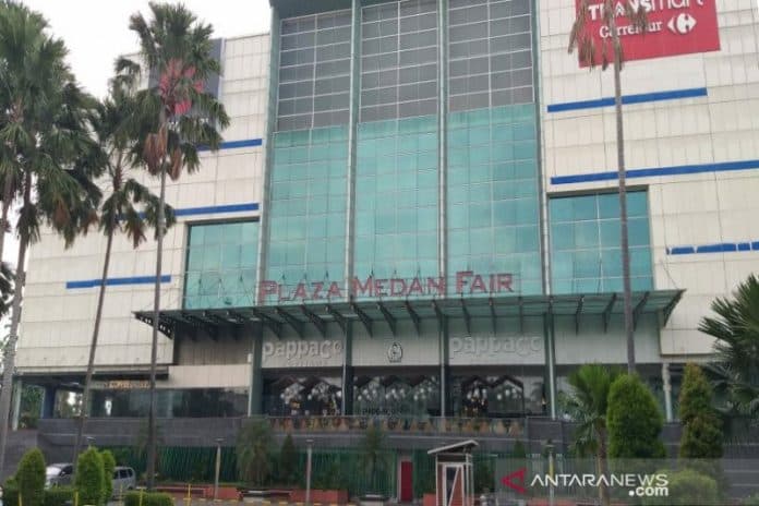masa_tutup_plaza_di_sumut_diperpanjang_hingga_28_april_2020