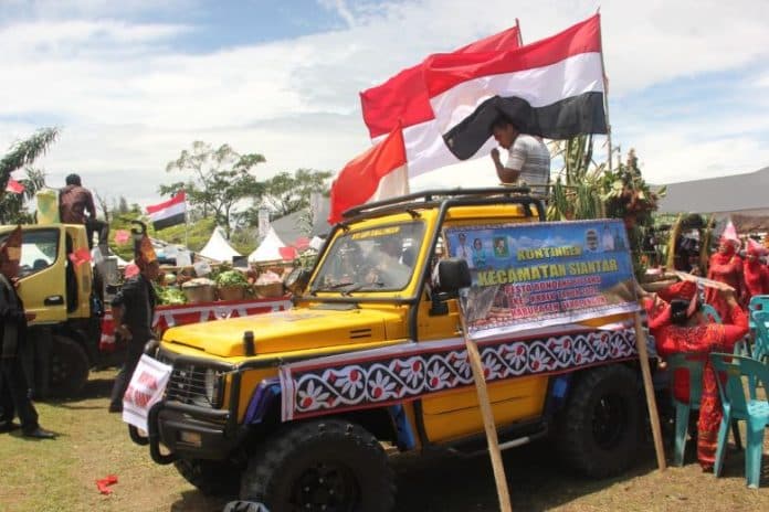 masyarakat_antusias_hadiri_pembukaan_pesta_rondang_bittang_ke_34_umkm_turut_memeriahkan