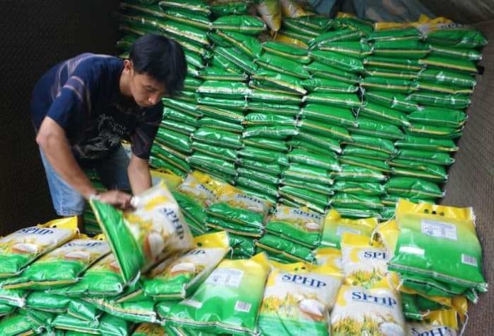 masyarakat_menengah_atas_diimbau_tidak_membeli_beras_sphp