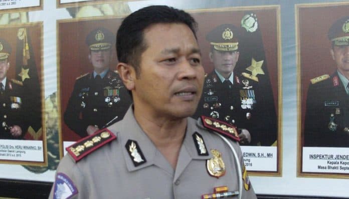 mau_mudik_42_kendaraan_disuruh_putar_balik_di_perbatasan_sumut_sumbar