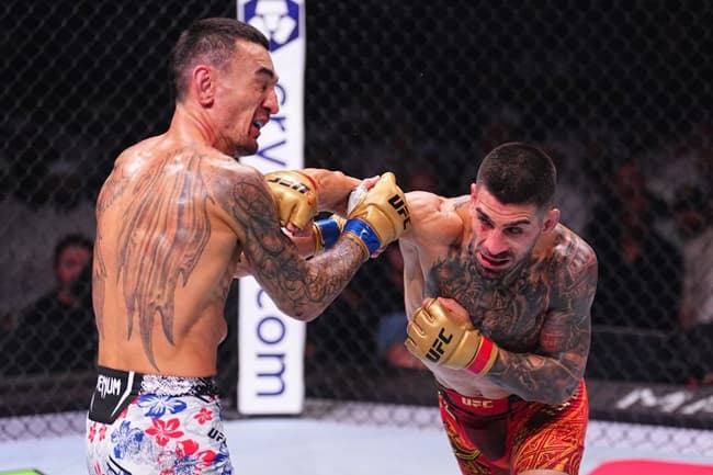 max_holloway_sang_petarung_ufc_pilih_pindah_kelas_usai_kalah_dari_topuria