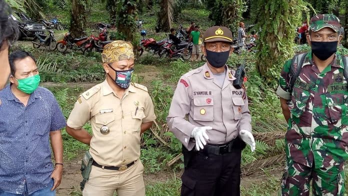 mayat_mr_x_ditemukan_mengambang_di_aliran_bah_bolon_huta_bayu_raja_keluarga_siapa