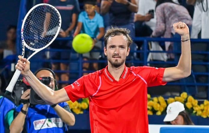 medvedev_melaju_ke_final_usai_akhiri_kemenangan_beruntun_djokovic