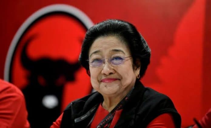 megawati_absen_di_pelantikan_tak_ada_perwakilan_pdip_di_kabinet_prabowo