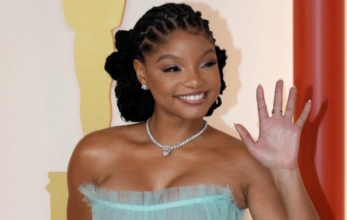 melahirkan_halle_bailey_little_mermaid_posting_foto_anaknya