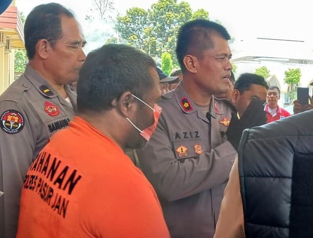 melawan_saat_dicium_mertua_gorok_leher_menantu_sedang_hamil_7_bulan
