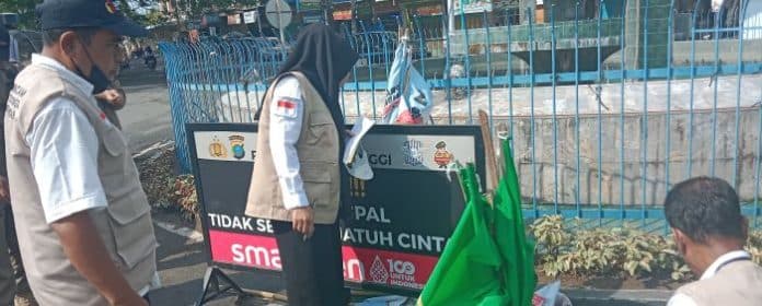 memasuki_masa_tenang_bawaslu_kota_tebing_tinggi_bersihkan_apk