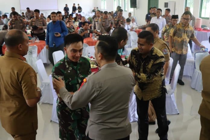 mempererat_silaturahmi_dan_tingkatkan_sinergitas_kodim_0204ds_didatangi_3_kapolres
