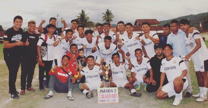 menang_2_1_simsim_fc_pertahankan_piala_bergilir_tinada_cup_ke_x