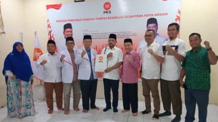 mendaftar_rahudman_harahap_ingin_bersama_pks_bangun_kota_medan