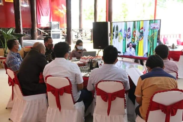 mendagri_dan_bupati_taput_bahas_percepatan_penegasan_batas_daerah