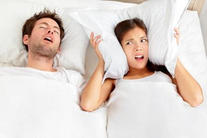 mendengkur_saat_tidur_waspadai_kondisi_kesehatan_anda