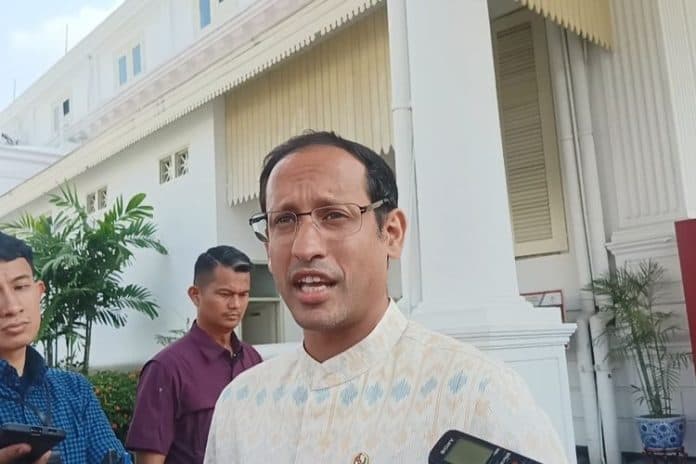 mendikbud_ristek_presiden_setujui_pembatalan_kenaikan_ukt