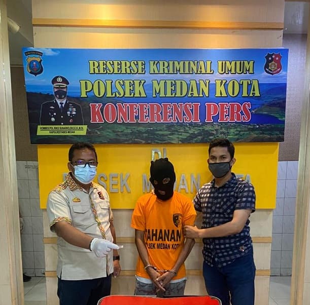 mengelabui_polisi_sabu_pun_ditelan_pria_ini_merasakan_akibatnya