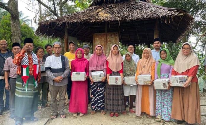 menjelang_idul_fitri_ypi_dan_senarai_berbagi_paket_ramadhan_ke_mualaf