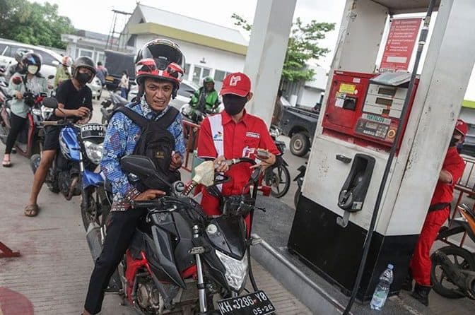 menko_luhut_pemerintah_masih_susun_skema_penyesuaian_subsidi_bbm
