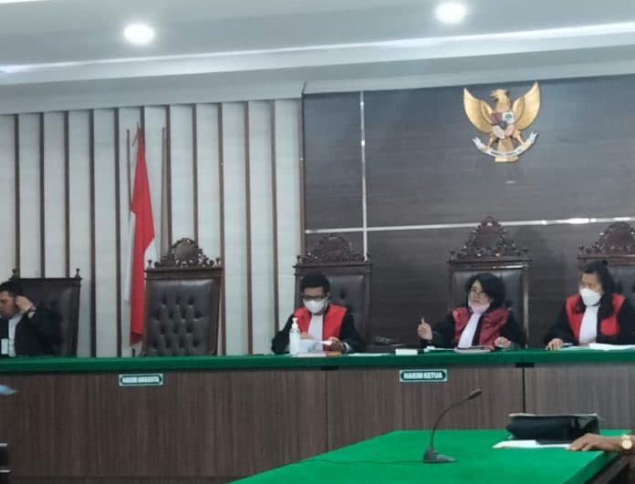 menolak_terbitkan_skt_kades_kotagaluh_digugat_ke_pengadilan