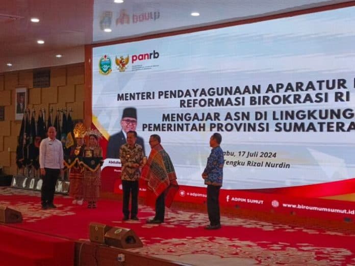 menpan_rb_inginkan_pemda_bisa_ciptakan_birokrasi_anti_ribet