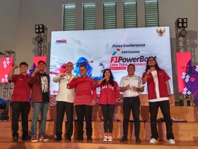 menparekraf_dorong_multiplier_effect_di_f1_powerboat_target_pencapaian_rp500_m