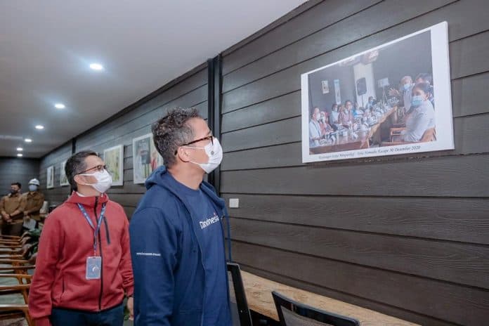 menparekraf_sandiaga_uno_hadirkan_hotel_kapsul_di_the_kaldera_toba