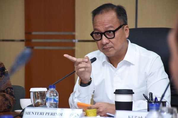 menperin_tolak_investasi_rp158_triliun_dari_apple_negosiasi_ulang_diajukan