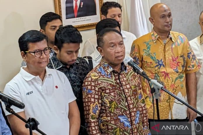 menpora_janji_cari_solusi_untuk_liga_2_dan_liga_3_yang_dihentikan
