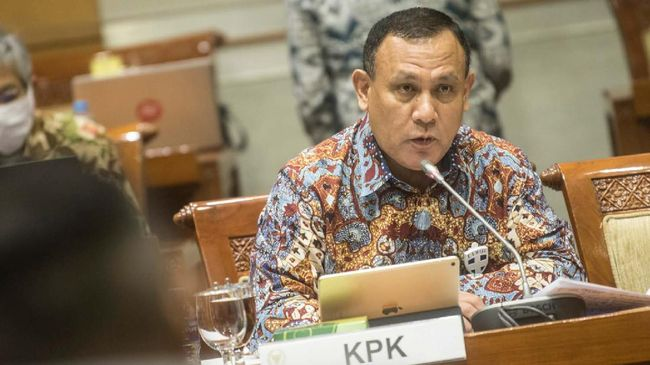 menteri_kkp_ditangkap_terkait_izin_ekspor_baby_lobster