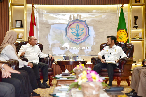 menteri_pertanian_dukung_penuh_gubernur_sumut_kembangkan_pertanian_organik