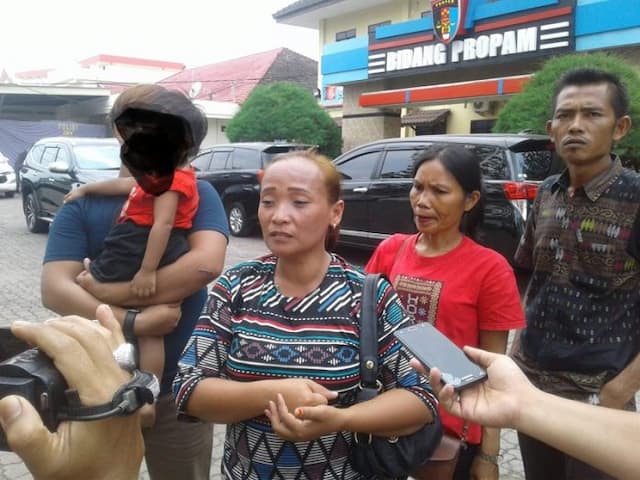 menuntut_keadilan_istri_korban_pembunuhan_datangi_poldasu_penmas_poldasu_akan_ditangani_propam