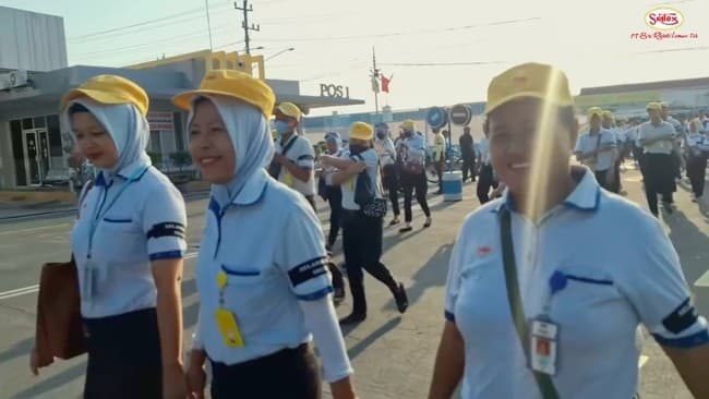meski_dinyatakan_pailit_50_ribu_karyawan_sritex_bekerja_normal