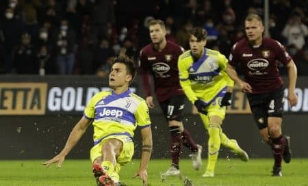 meski_gagal_eksekusi_penalti_juventus_tetap_kantungi_3_poin