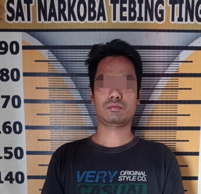 miliki_sabu_saat_di_rumah_kosong_warga_tebing_diciduk