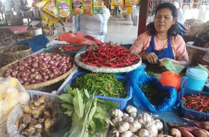 minat_pembeli_di_pasar_balige_stabil_meskipun_harga_kebutuhan_pokok_naik