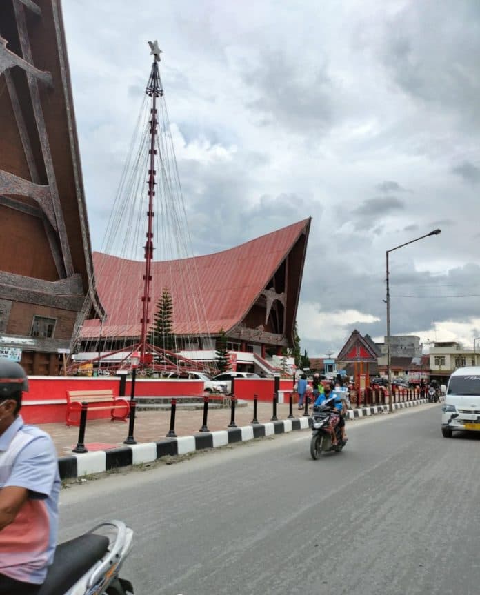 minggu_ini_ada_car_free_day_di_jalan_sisingamangaraja_kota_tarutung