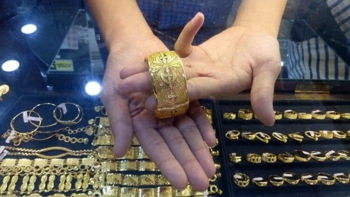 minggu_ini_harga_emas_dunia_kembali_meroket_dipicu_berbagai_sentimen_pasar