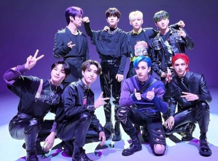 mini_album_terbaru_stray_kids_sukses_puncaki_chart_itunes