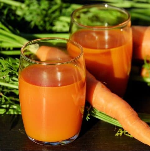 minum_jus_wortel_bisa_turunkan_mata_minus_ini_kata_pakar