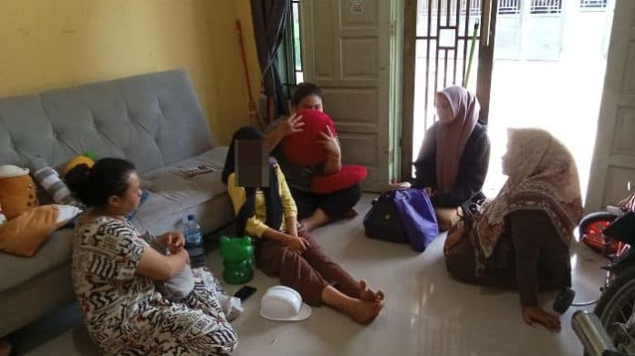 miris_remaja_wanita_diduga_dicabuli_ayah_adik_dan_sepupunya