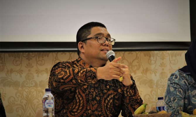 miris_setengah_bapaslon_pilkada_dituding_langgar_protokol_kesehatan