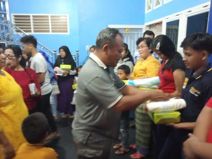 mitu_pojok_nangka_jalin_tali_asih_dengan_anak_yatim